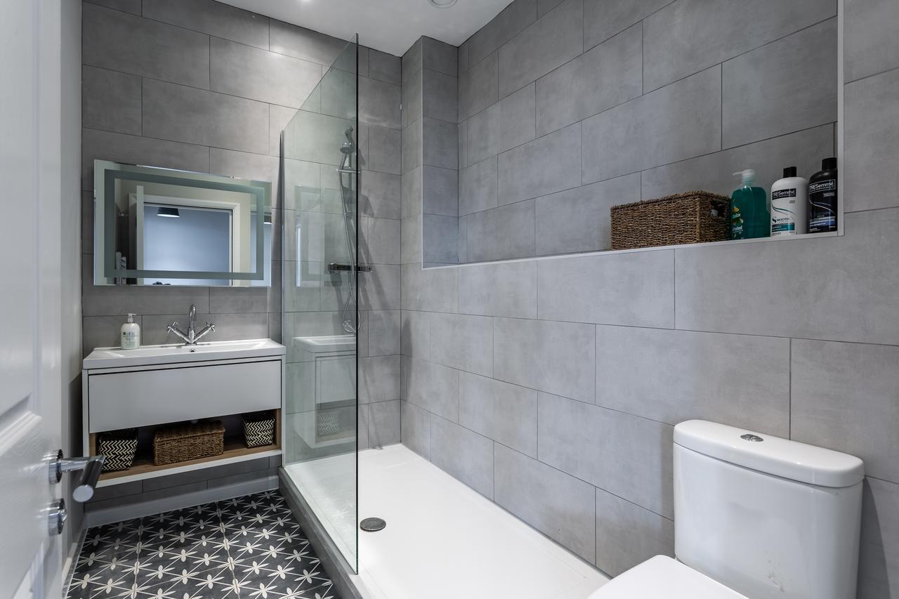 Californication - 2 Bed Apartment Southend-on-Sea Exterior photo