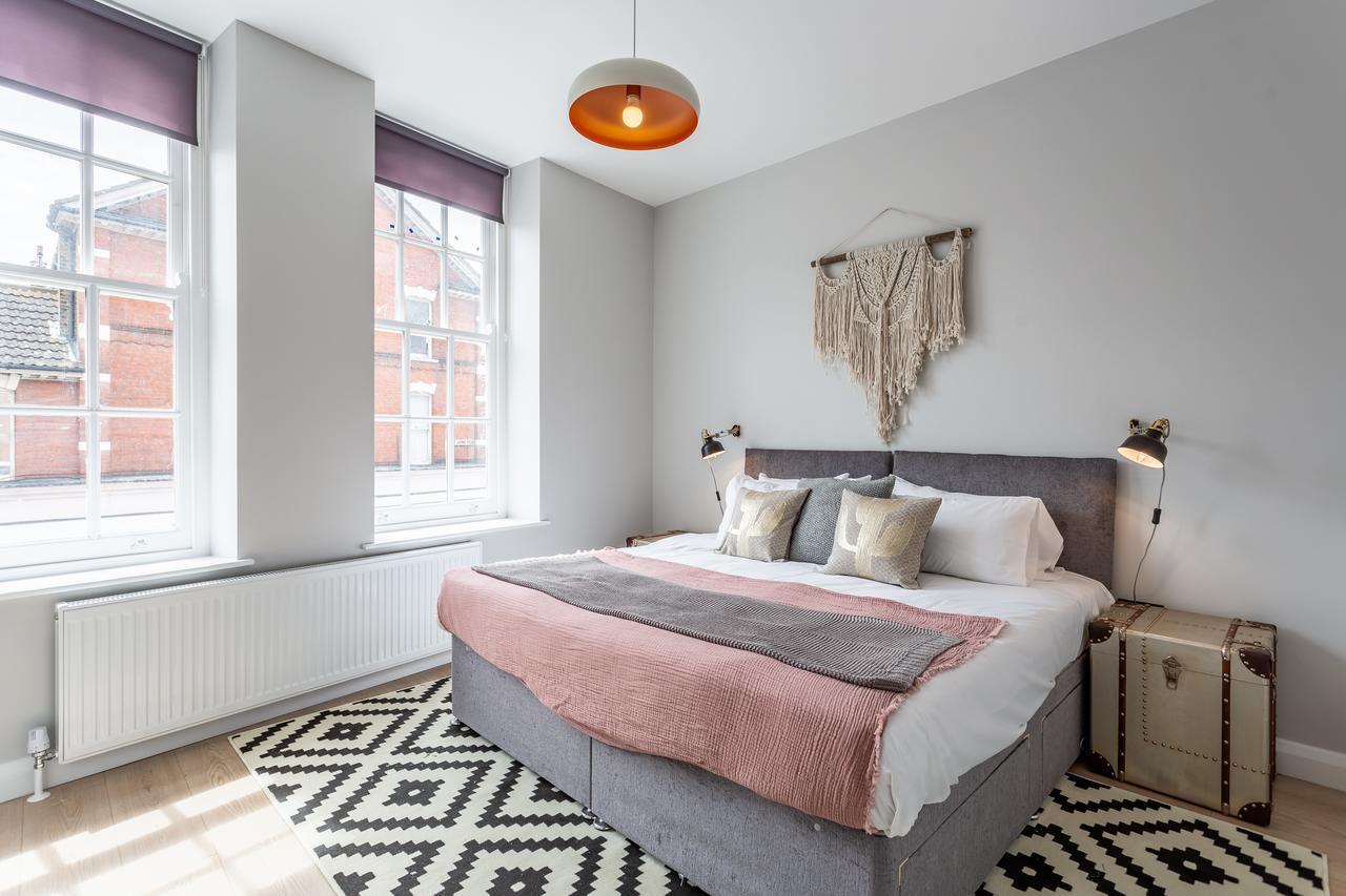 Californication - 2 Bed Apartment Southend-on-Sea Exterior photo